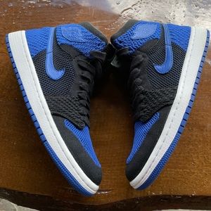 NIKE AIR JORDAN 1 Retro 1985 High Flyknit